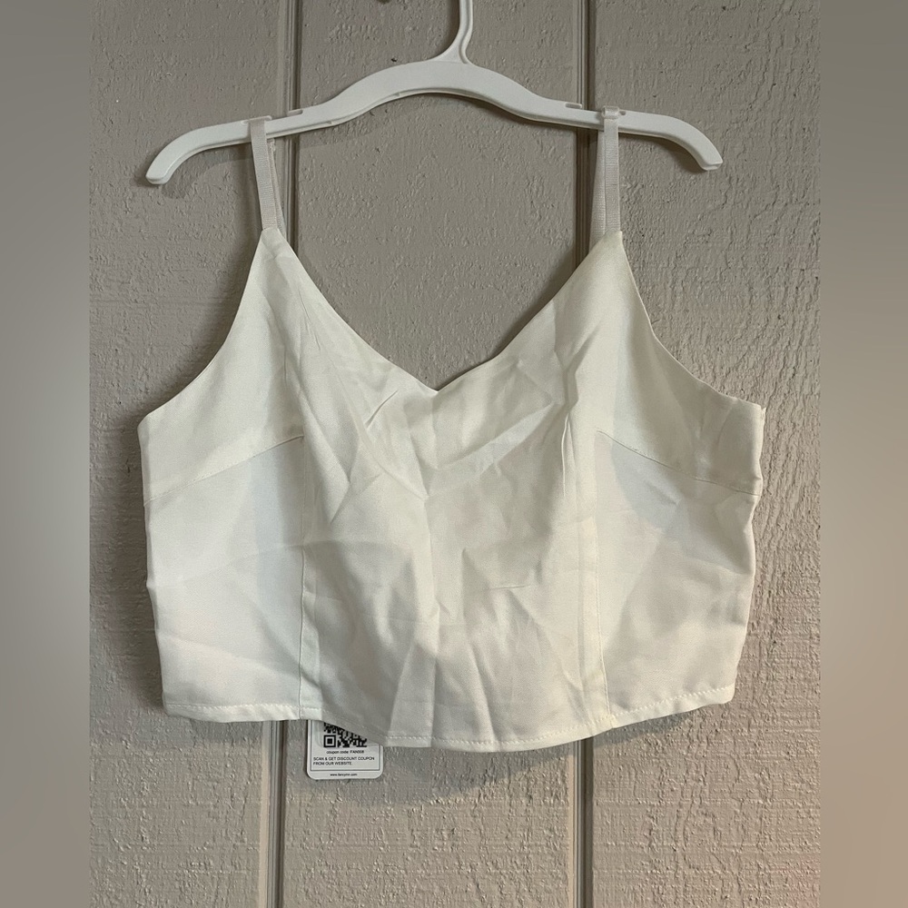White crop top | Garage Tops | Strappy crop top
